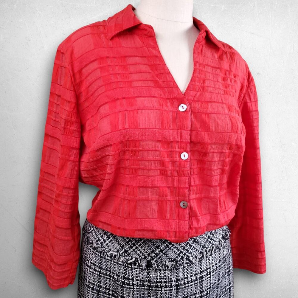 White Stag Shirt Women L Red Textured Button Front 3/4 Sleeve Semi-Sheer Office